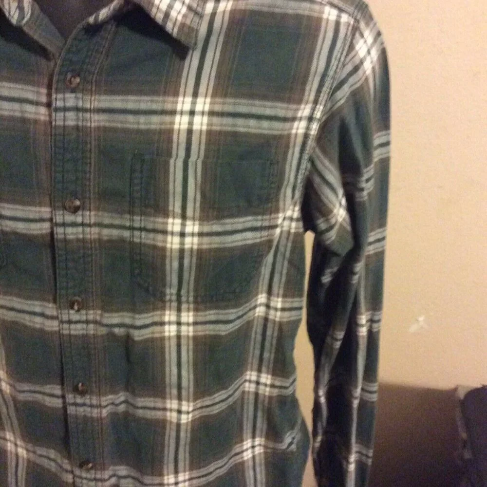 The North Face Men's Button Shirt sz Small